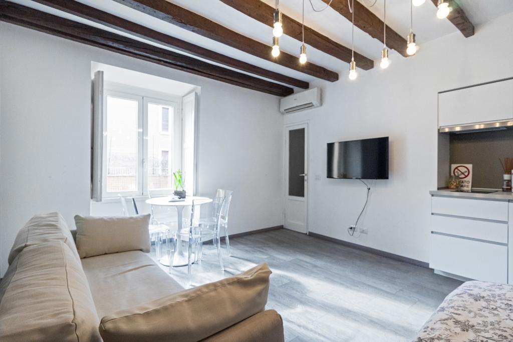Milano Apartments Porta Genova Ngoại thất bức ảnh