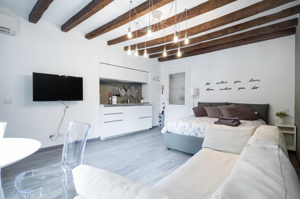 Milano Apartments Porta Genova Ngoại thất bức ảnh