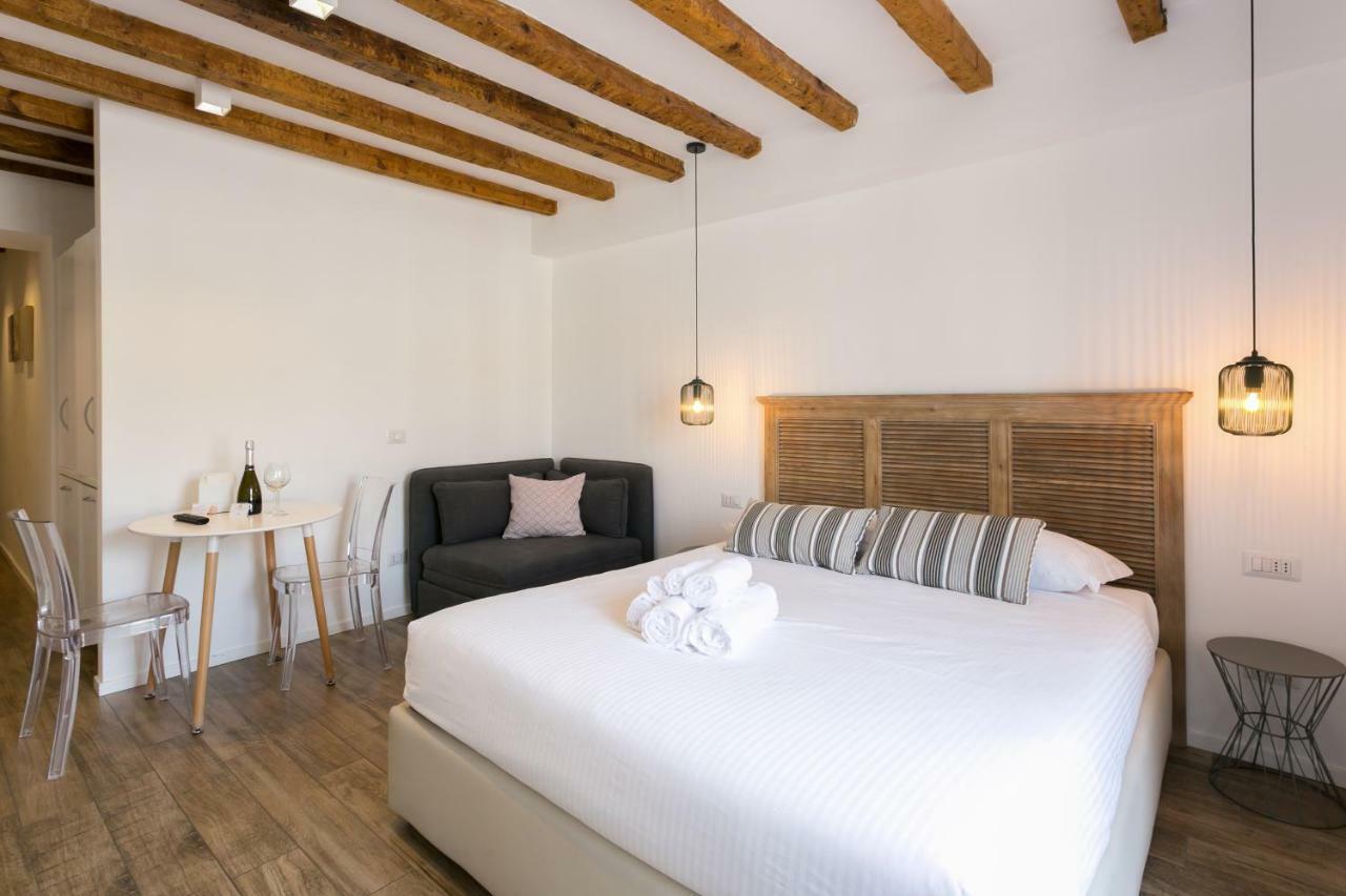 Milano Apartments Porta Genova Ngoại thất bức ảnh