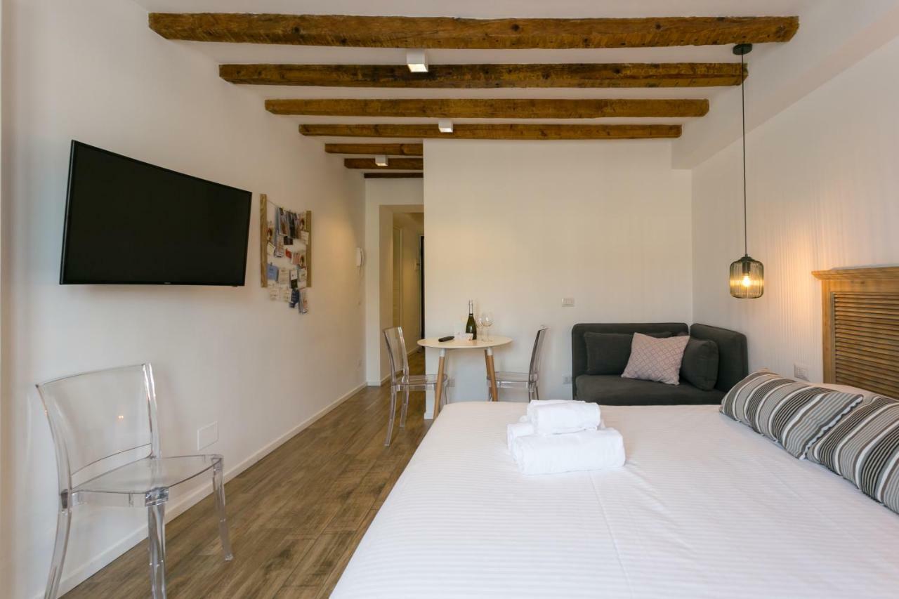 Milano Apartments Porta Genova Ngoại thất bức ảnh